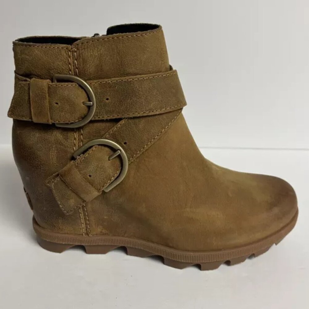 Sorel Women’s Joan Of Arctic Wedge II Buckle Booties, Size 5 M